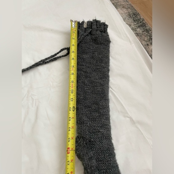 UGG Pom Pom Fleece Lined Cable Knit Crew Tall Sock Slippers Y2K - Picture 7 of 8